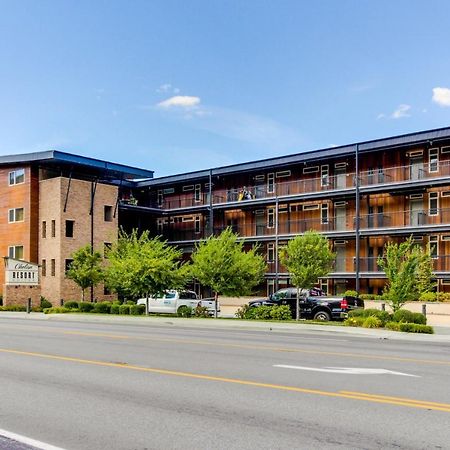 Chelan Resort Suites: Water Sunset Экстерьер фото