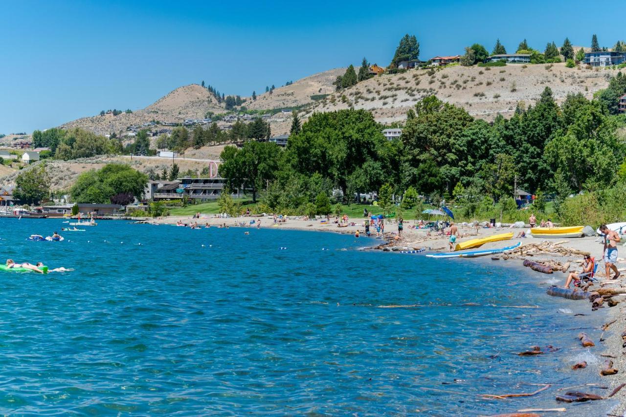 Chelan Resort Suites: Water Sunset Экстерьер фото